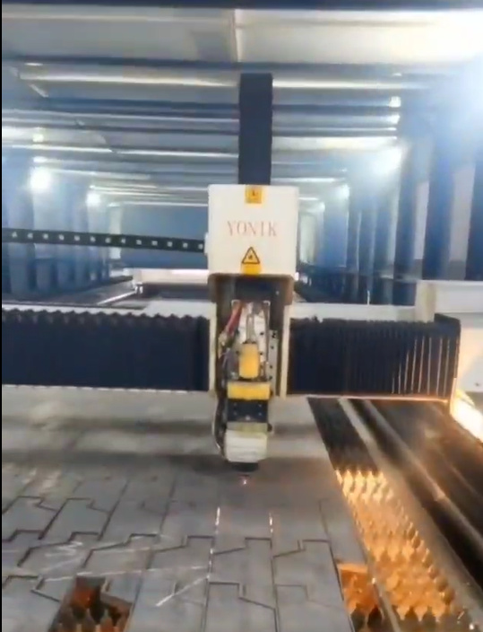 光纖激光切割機(jī)廠家 光纖激光切割機(jī)廠家