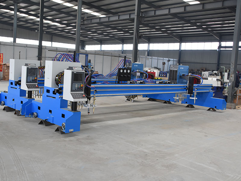 數(shù)控龍門式切割機(jī) 數(shù)控龍門式切割機(jī)