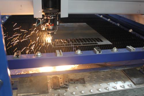 數(shù)控激光切割機如何提升切割質量?